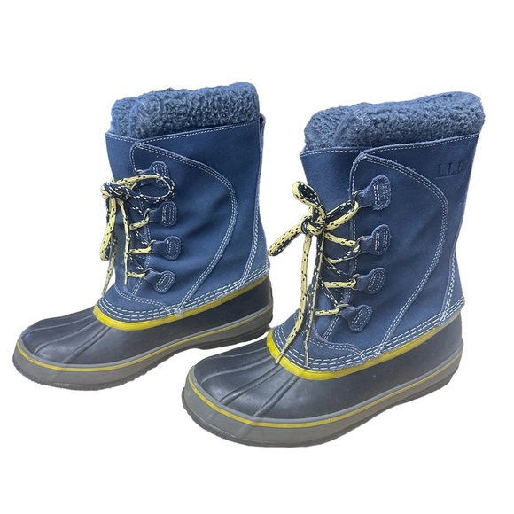 L.L. Bean - Winter Boots - Big kids 6 - or women’s 8 - Lace Up - Picture 1 of 6
